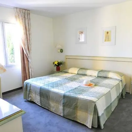 Aparthotel Residhotel Golf Grand Avignon 3*